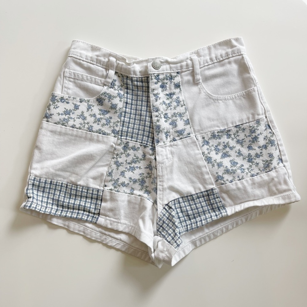 Vintage Cottagecore Passport Patchwork Denim Shorts - 26